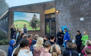 Feestelijke opening KinderzwerfboekStation